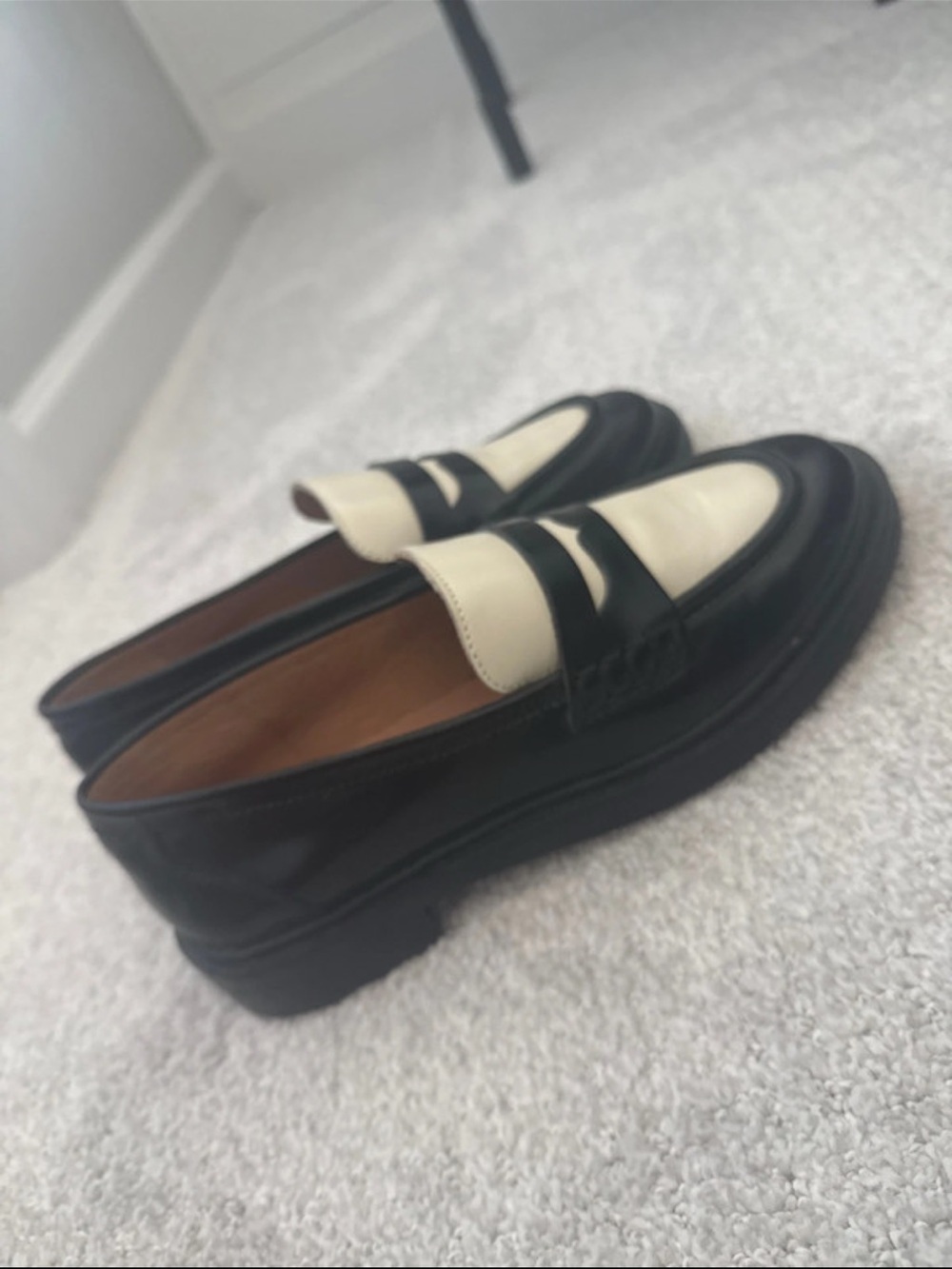 Women's loafers